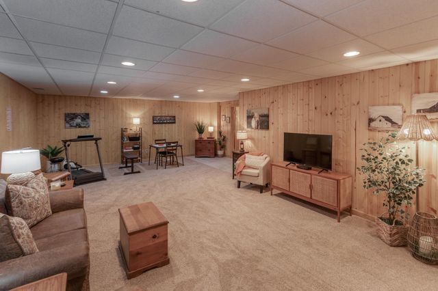 14740 Fairway Drive, Baxter, MN 56425