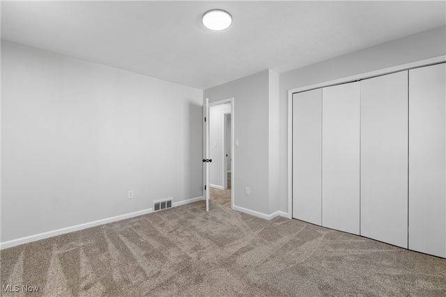 328 Crestway Oval, Brunswick, OH 44212