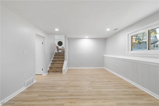 328 Crestway Oval, Brunswick, OH 44212