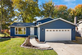 328 Crestway Oval, Brunswick, OH 44212