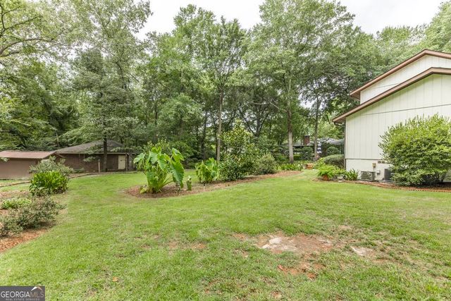 102 Sweetwater Court, Warner Robins, GA 31088