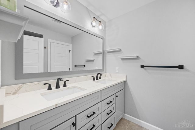 2905 Romana Place, Cincinnati, OH 45209