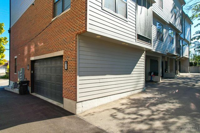 2905 Romana Place, Cincinnati, OH 45209