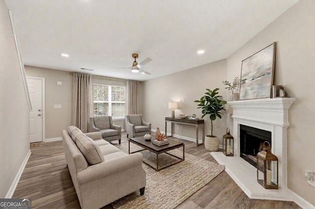 4273 Chestnut Lake Avenue, Lithonia, GA 30038