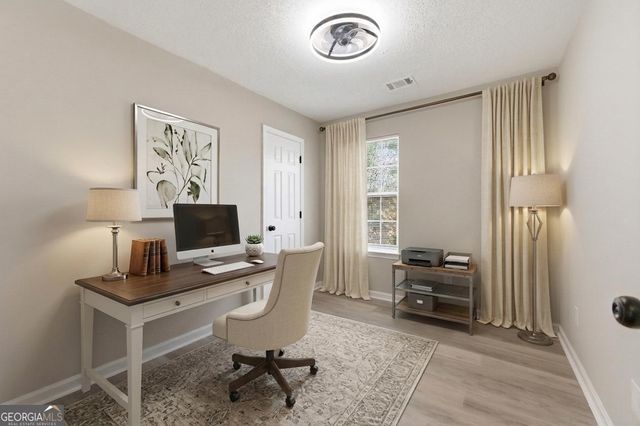 4273 Chestnut Lake Avenue, Lithonia, GA 30038