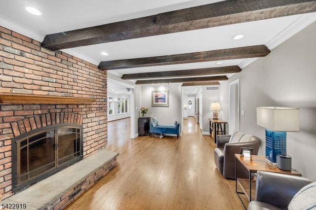 60 Parkhill Rd, Harrington Park Boro, NJ 07640