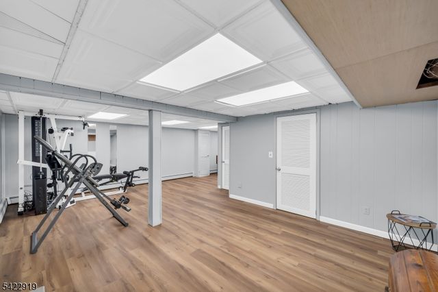 60 Parkhill Rd, Harrington Park Boro, NJ 07640