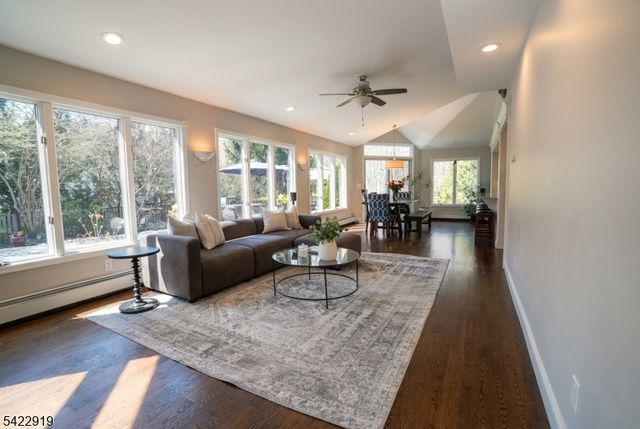 60 Parkhill Rd, Harrington Park Boro, NJ 07640