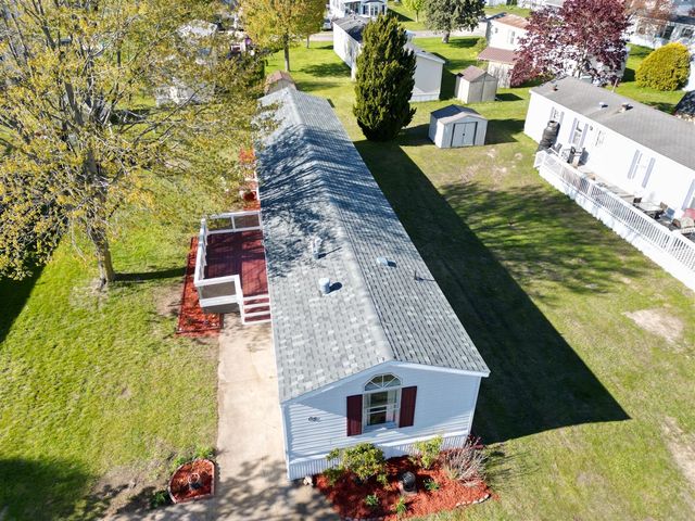 68 Maple Court, Muskegon, MI 49445