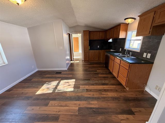 68 Maple Court, Muskegon, MI 49445