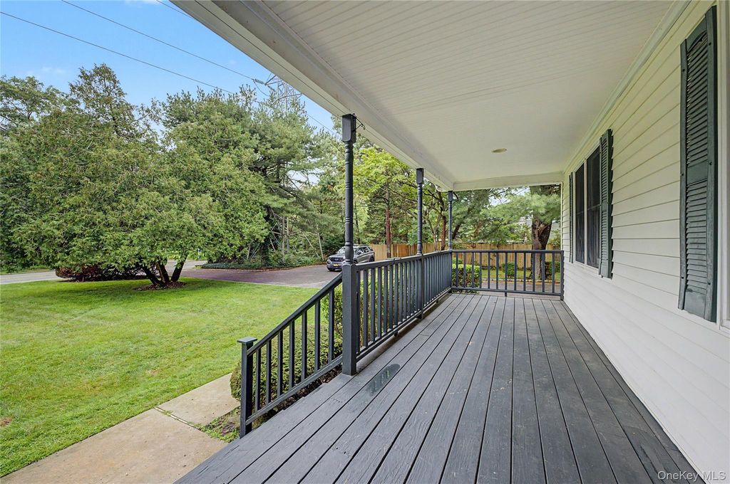 87 Daly Road, East Northport, NY 11731 — photo 4