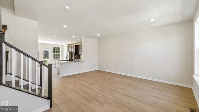 7834 PRESIDENTIAL PKWY, Upper Marlboro, MD 20774