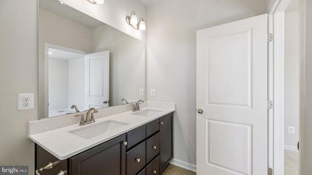 7834 PRESIDENTIAL PKWY, Upper Marlboro, MD 20774
