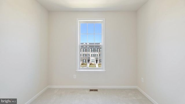 7834 PRESIDENTIAL PKWY, Upper Marlboro, MD 20774