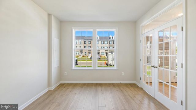 7834 PRESIDENTIAL PKWY, Upper Marlboro, MD 20774