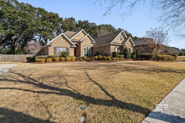 111 Sedgefield Avenue, Fairhope, AL 36532