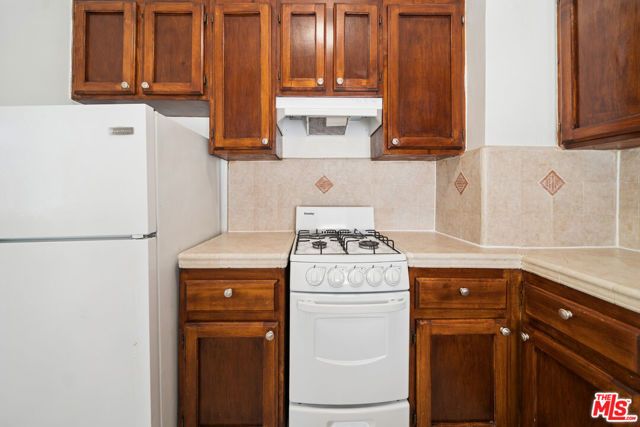 1267 Vin Scully Avenue 5, Los Angeles, CA 90026