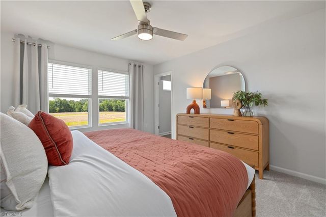 519 Prosecco Drive, Thomasville, NC 27360