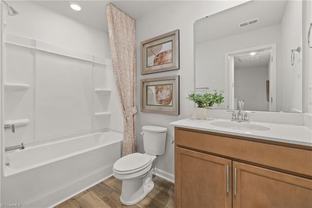 519 Prosecco Drive, Thomasville, NC 27360