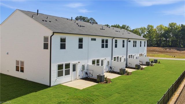 519 Prosecco Drive, Thomasville, NC 27360