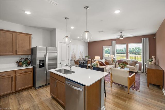 519 Prosecco Drive, Thomasville, NC 27360