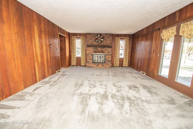 756 S SUMMIT DRIVE, Holts Summit, MO 65043