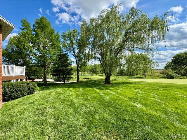 1034 Far Oaks Drive, Caseyville, IL 62232