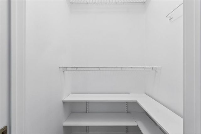 1 Willow Glen NE, Atlanta, GA 30342