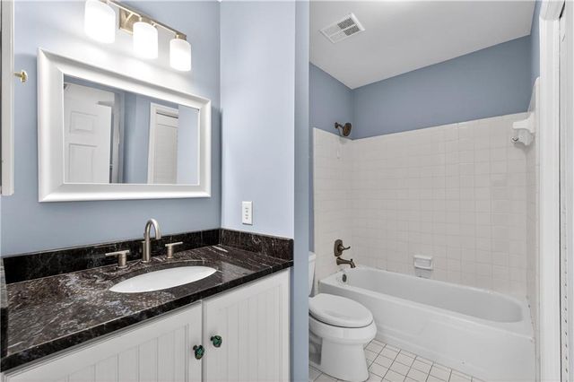 1 Willow Glen NE, Atlanta, GA 30342