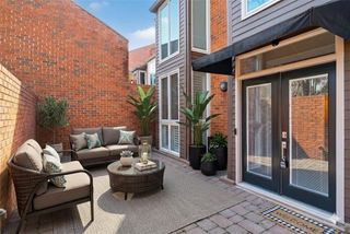 1 Willow Glen NE, Atlanta, GA 30342