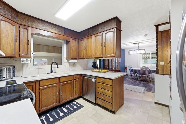 4486 W 5615 S, Kearns, UT 84118