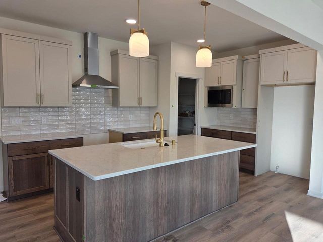 1275 Wild Rye LANE, Oconomowoc, WI 53066