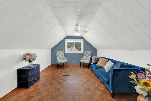 8912 Windsor Lane, Bridgeview, IL 60455