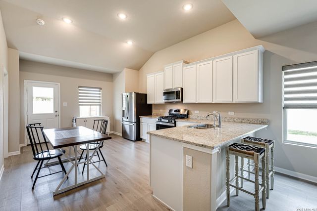 13609 Mineral Well, San Antonio, TX 78253