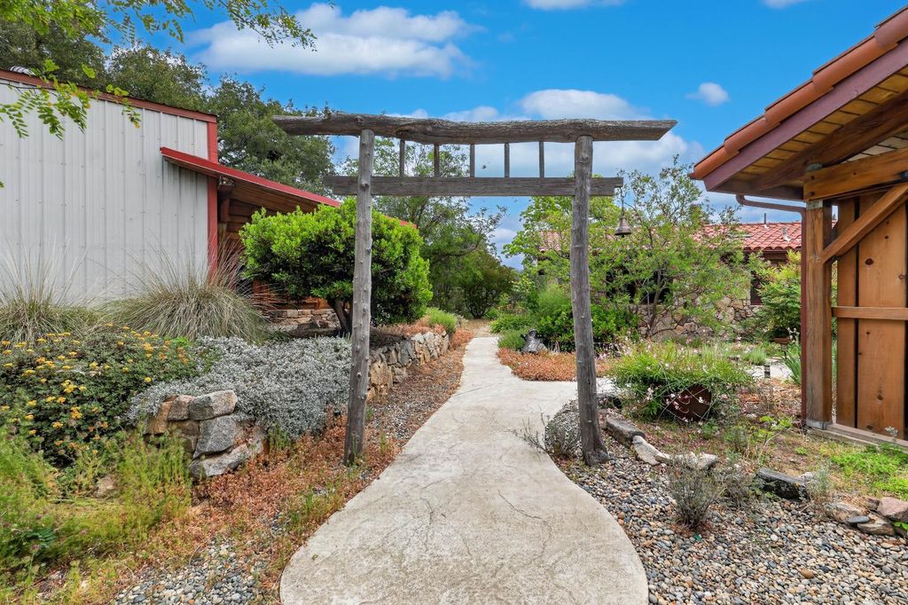 Image 1 of property listing at 32115 Rock Hill Lane, Auberry, CA 93602