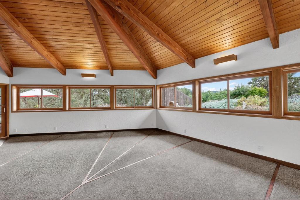 Image 11 of property listing at 32115 Rock Hill Lane, Auberry, CA 93602