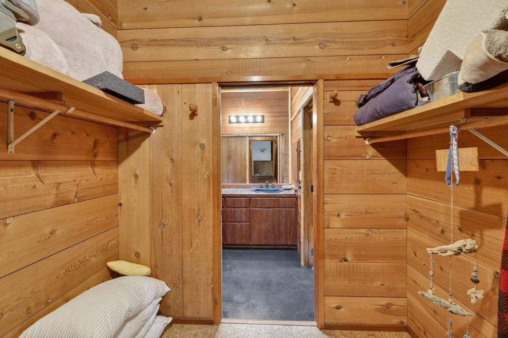 Image 20 of property listing at 32115 Rock Hill Lane, Auberry, CA 93602