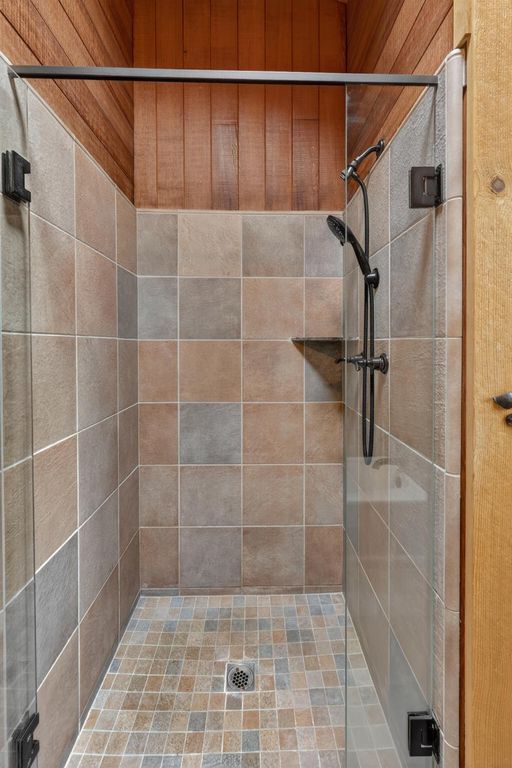 Image 23 of property listing at 32115 Rock Hill Lane, Auberry, CA 93602