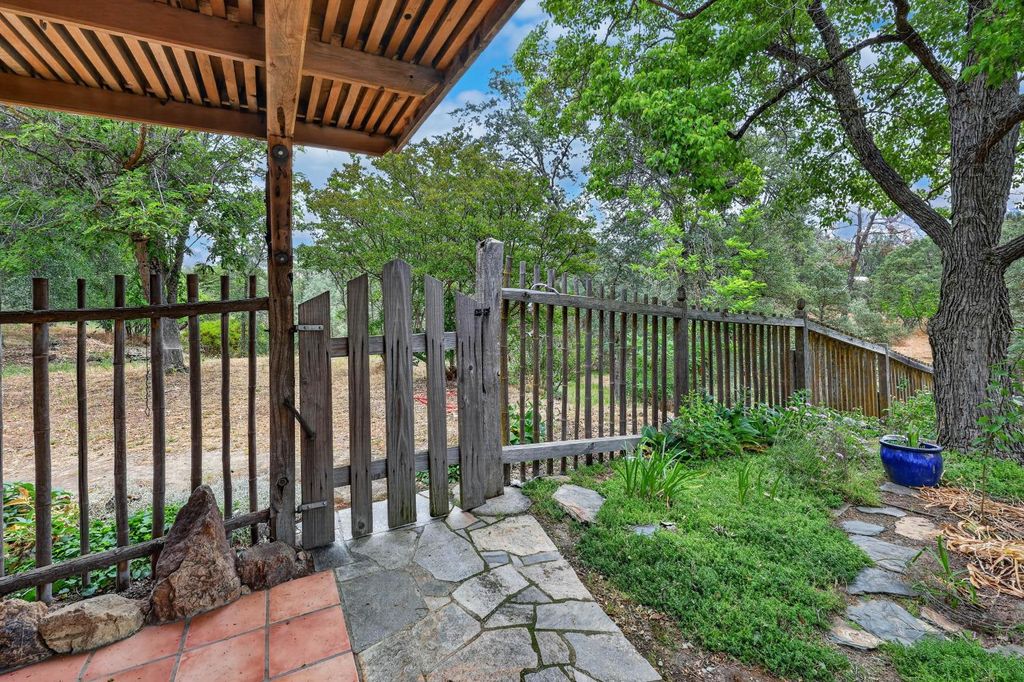 Image 41 of property listing at 32115 Rock Hill Lane, Auberry, CA 93602