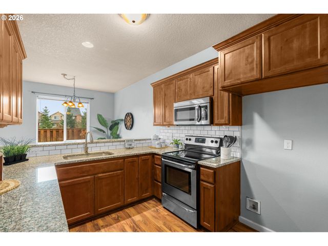 2645 JUNIPER St, Forest Grove, OR 97116