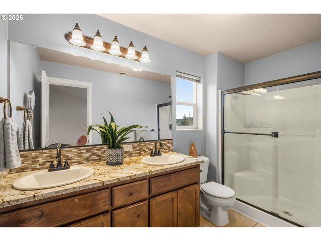 2645 JUNIPER St, Forest Grove, OR 97116