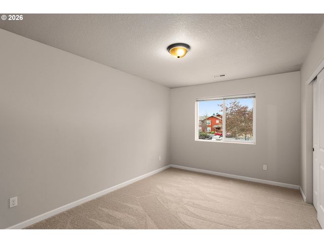 2645 JUNIPER St, Forest Grove, OR 97116