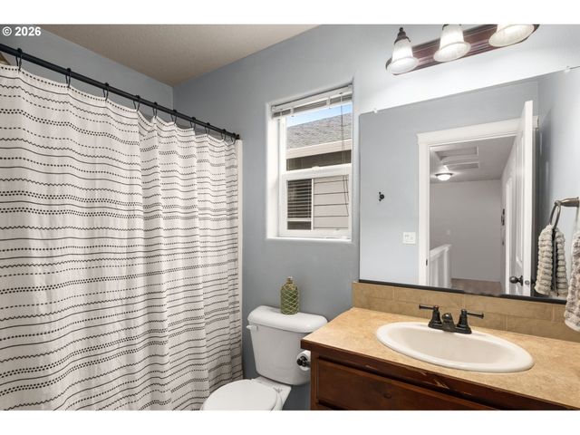 2645 JUNIPER St, Forest Grove, OR 97116