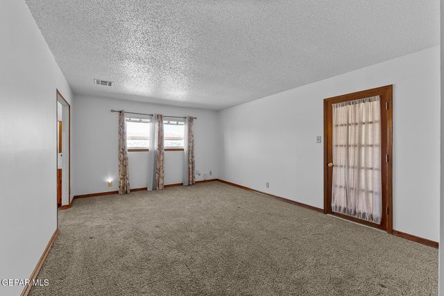 1629 BOB MURPHY Drive, El Paso, TX 79936