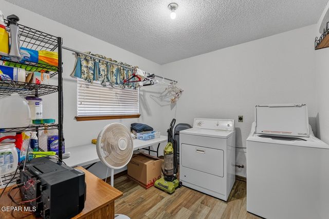 1629 BOB MURPHY Drive, El Paso, TX 79936