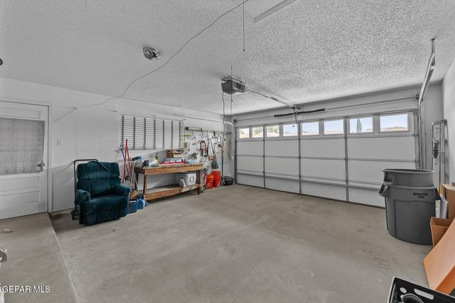 1629 BOB MURPHY Drive, El Paso, TX 79936