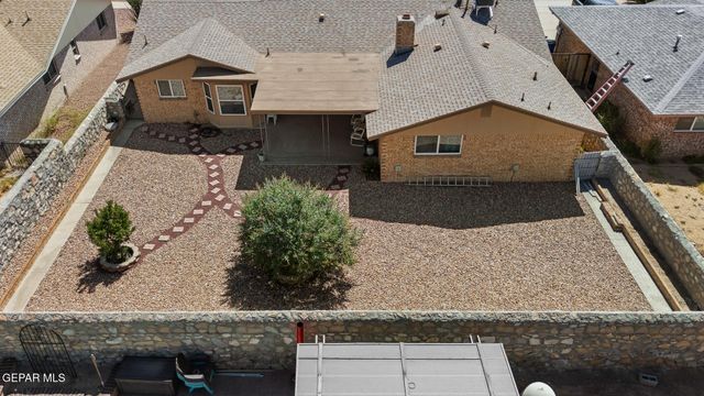 1629 BOB MURPHY Drive, El Paso, TX 79936