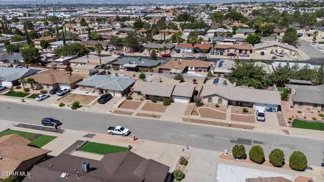 1629 BOB MURPHY Drive, El Paso, TX 79936