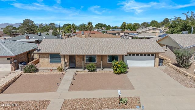 1629 BOB MURPHY Drive, El Paso, TX 79936