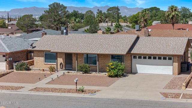 1629 BOB MURPHY Drive, El Paso, TX 79936